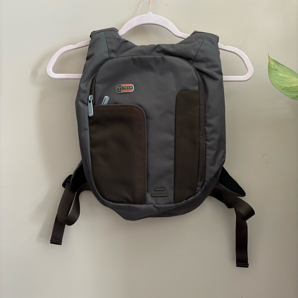 Tumi T-Tech Tablet Notebook Backpack
